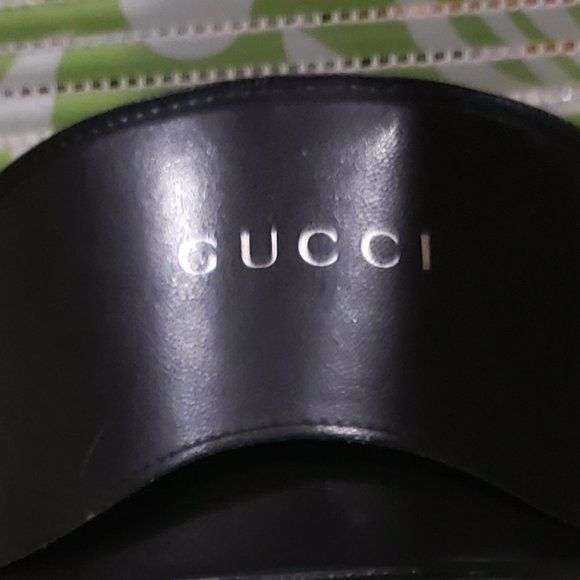 Men's Gucci Sunglasses. - Picture 6 of 10